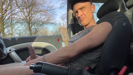 manchesterlad86  09-03-2022